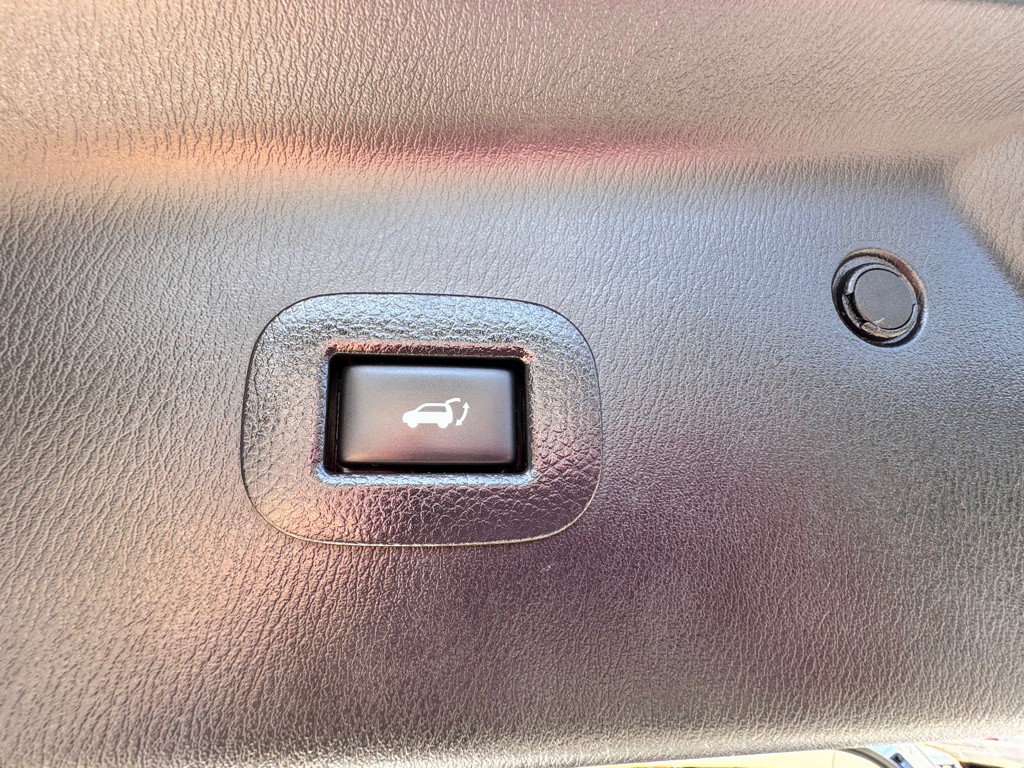 2019 INFINITI QX80 Image 31