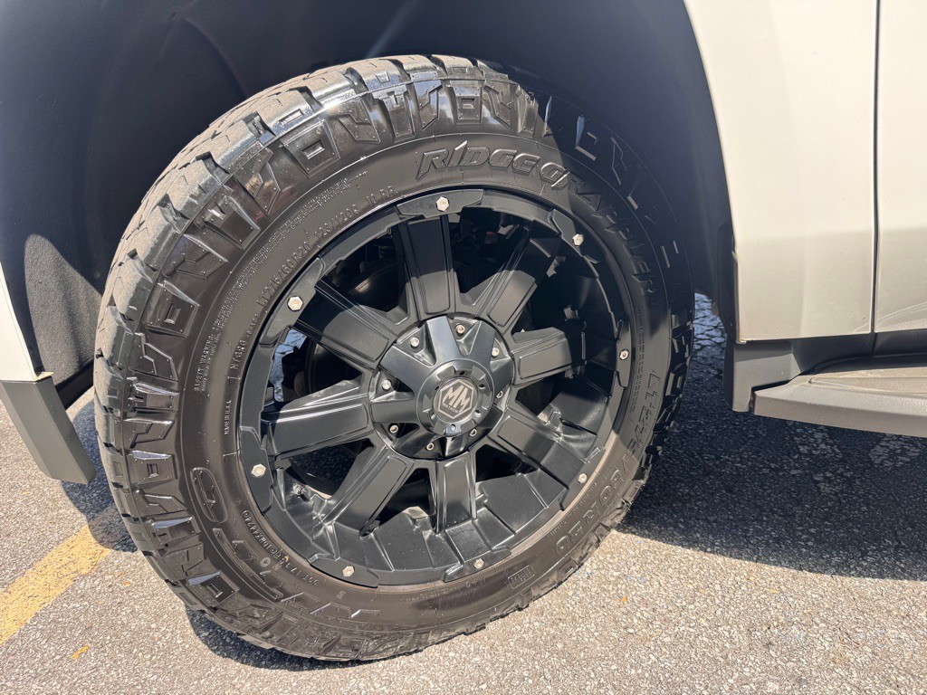 2020 Chevrolet Tahoe Image 24