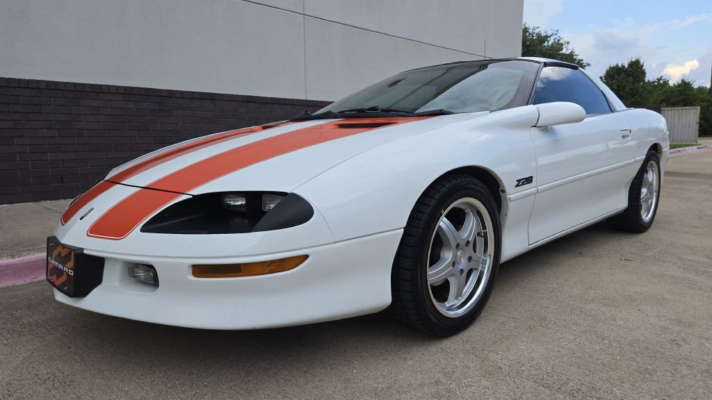 1997 Chevrolet Camaro Image 4