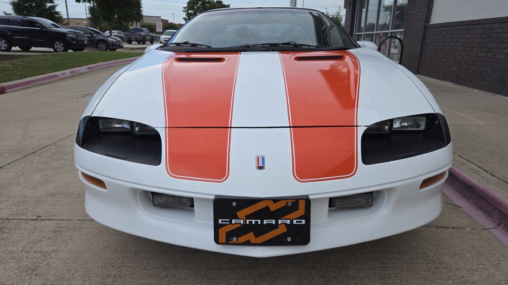 1997 Chevrolet Camaro Image 7