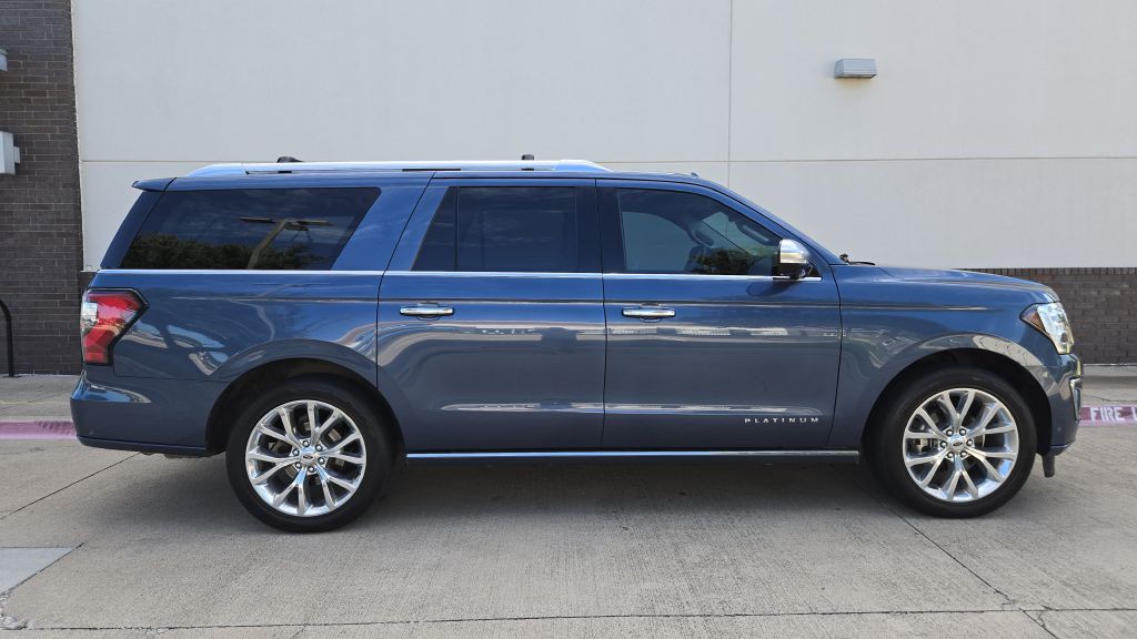 2018 Ford Expedition Image 2