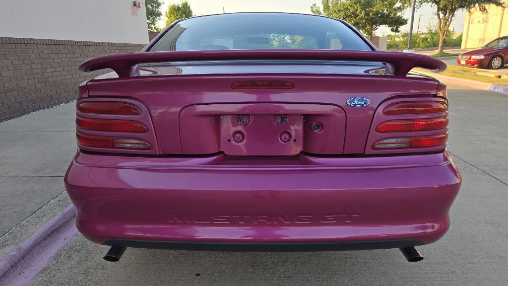 1994 Ford Mustang Image 18