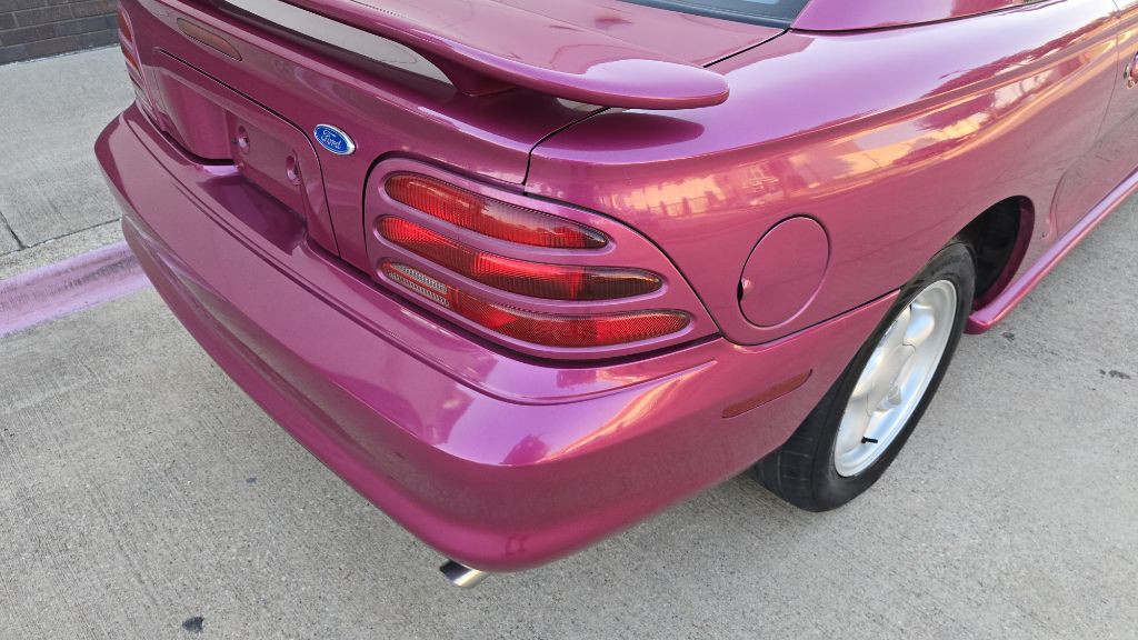 1994 Ford Mustang Image 20