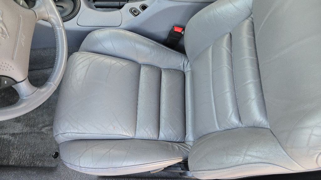 1994 Ford Mustang Image 26