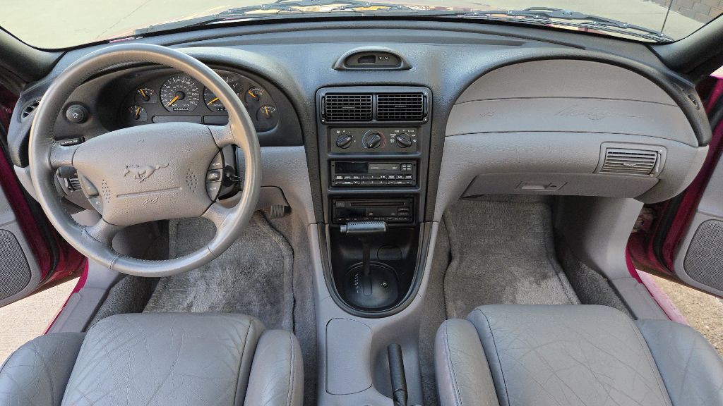 1994 Ford Mustang Image 29