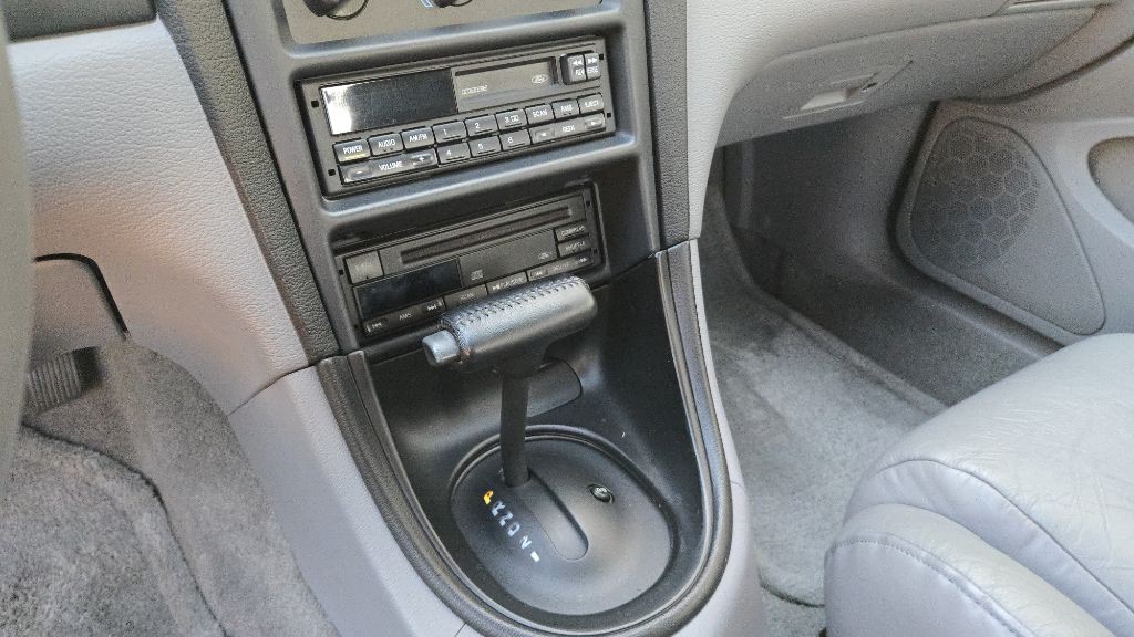 1994 Ford Mustang Image 44