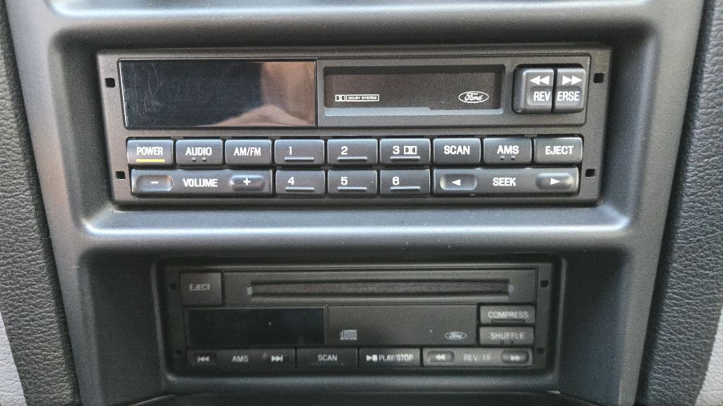 1994 Ford Mustang Image 47