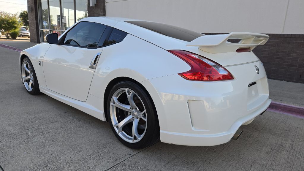 2012 Nissan 370Z Image 5