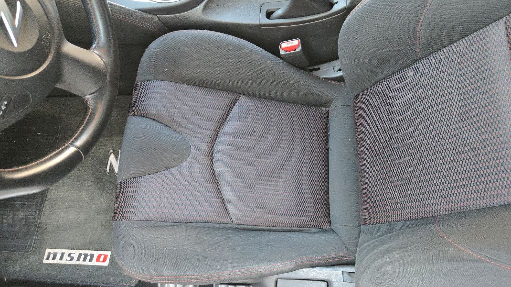 2012 Nissan 370Z Image 27