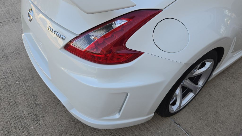 2012 Nissan 370Z Image 20