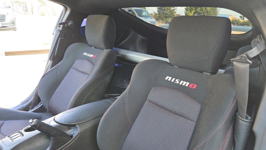 2012 Nissan 370Z Image 26