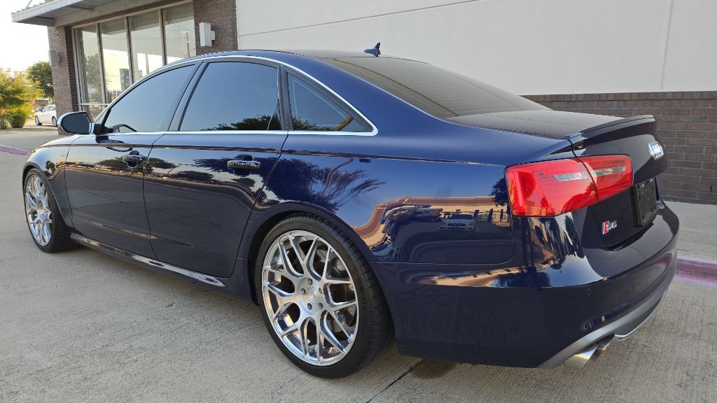 2013 Audi S6 Image 8