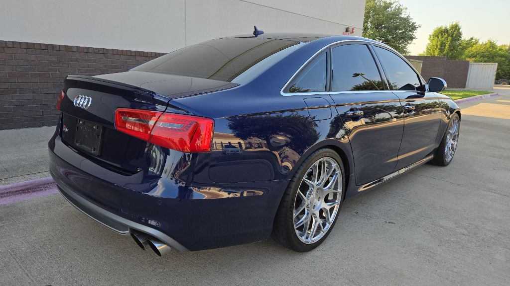 2013 Audi S6 Image 9