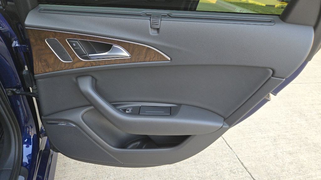 2013 Audi S6 Image 57