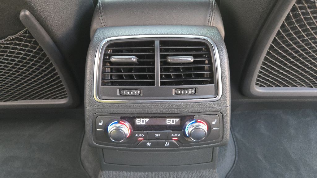 2013 Audi S6 Image 82