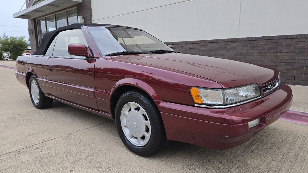 1992 INFINITI M30 Image 1