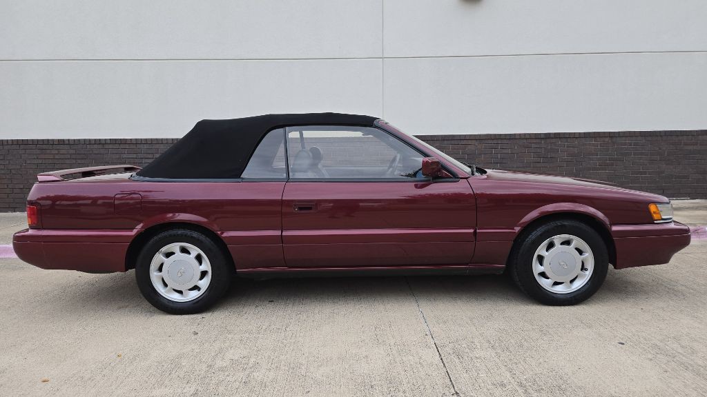 1992 INFINITI M30 Image 2