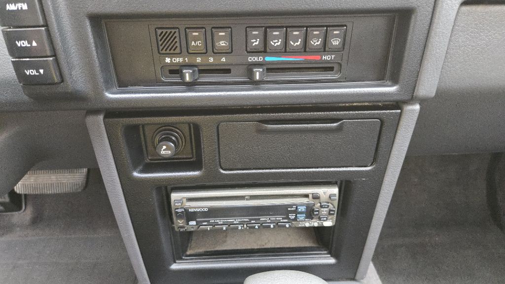 1992 INFINITI M30 Image 40