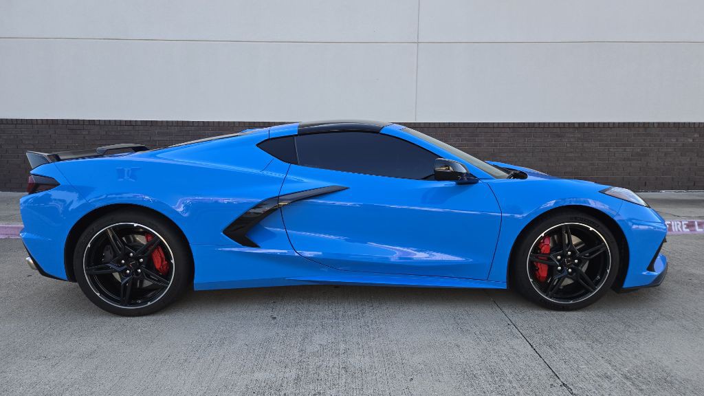 2020 Chevrolet Corvette Image 3