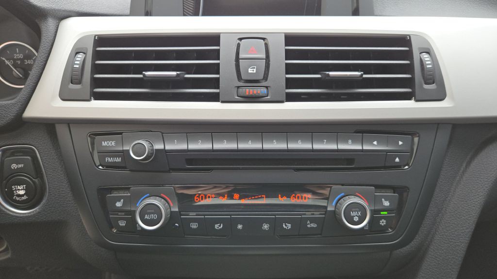 2012 BMW 3 Series Image 37