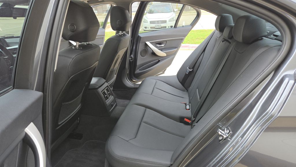 2012 BMW 3 Series Image 53
