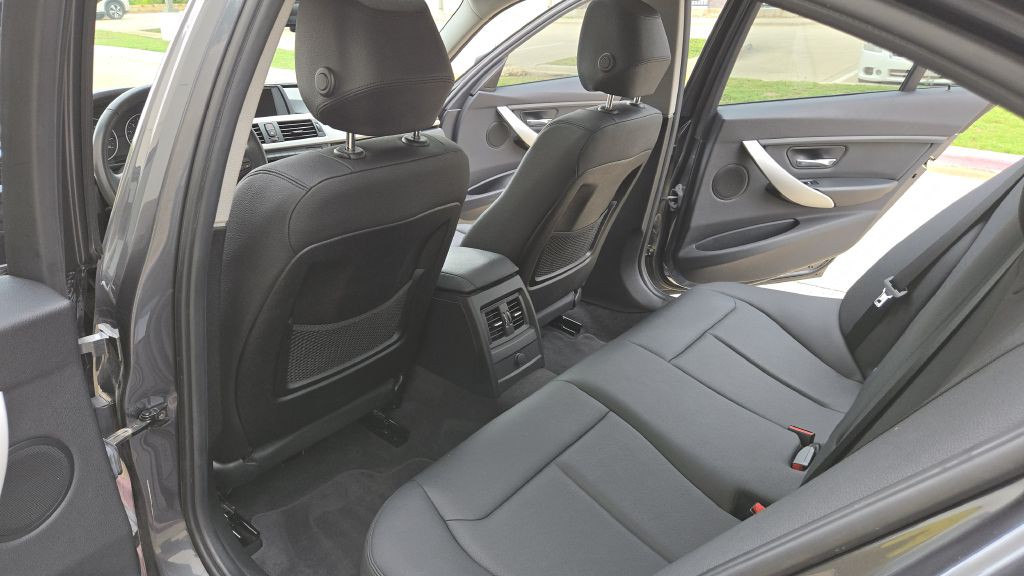 2012 BMW 3 Series Image 54