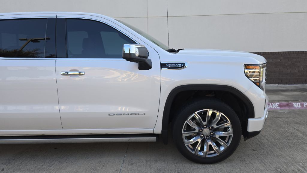 2023 GMC Sierra Image 12