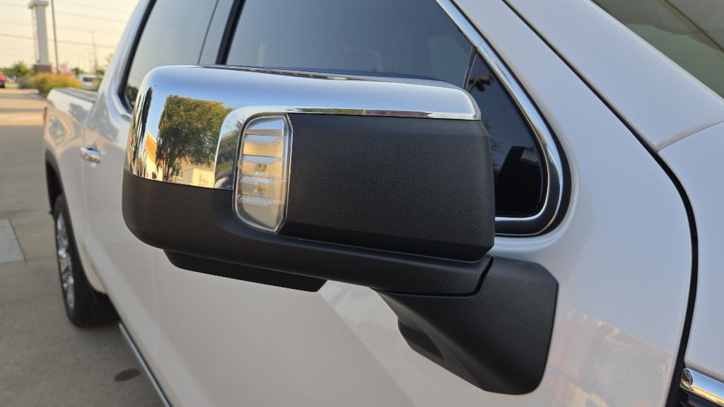 2023 GMC Sierra Image 14