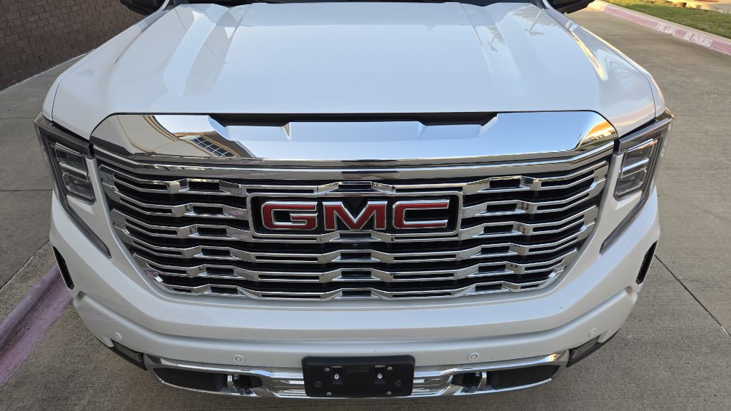 2023 GMC Sierra Image 18