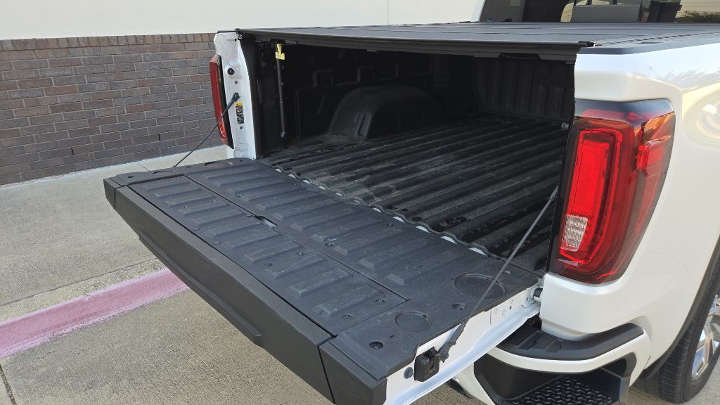 2023 GMC Sierra Image 36