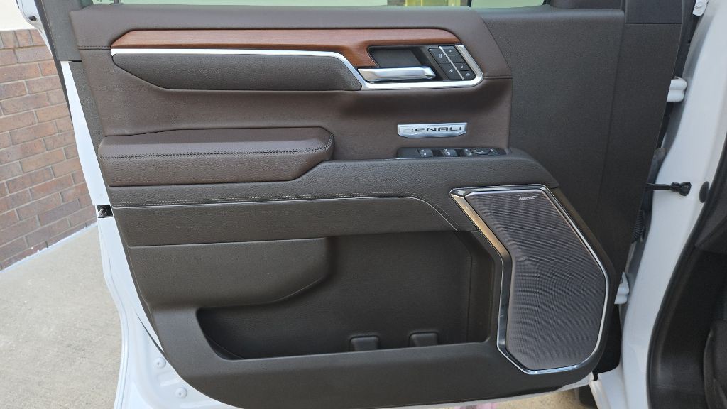 2023 GMC Sierra Image 43