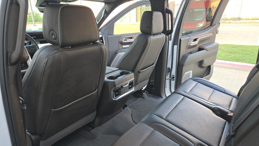 2023 GMC Sierra Image 98