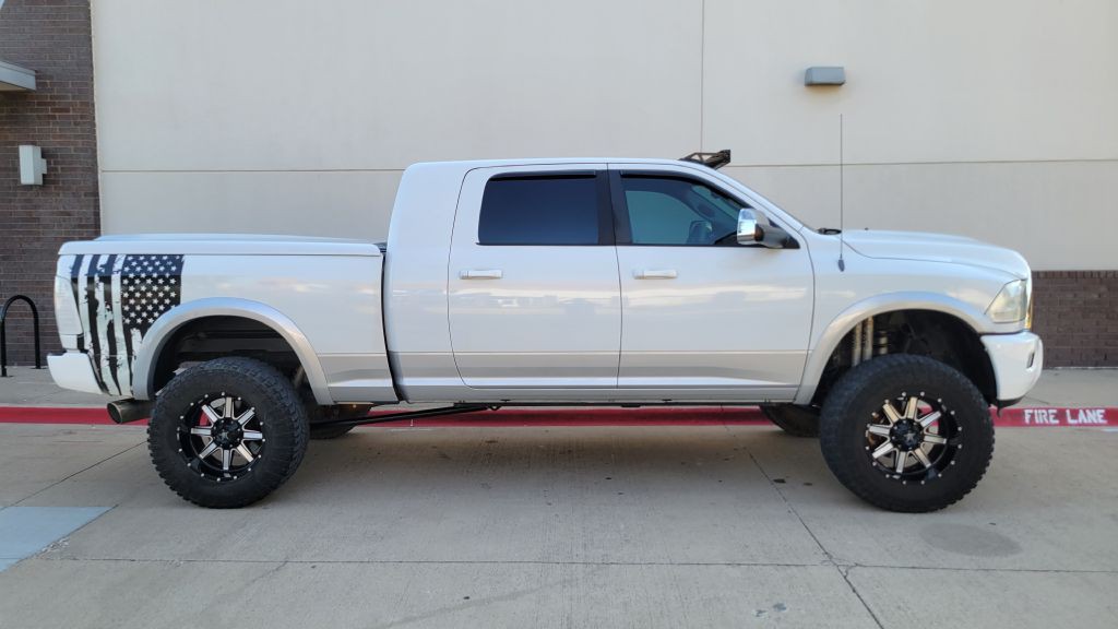 2013 RAM 2500 Image 2