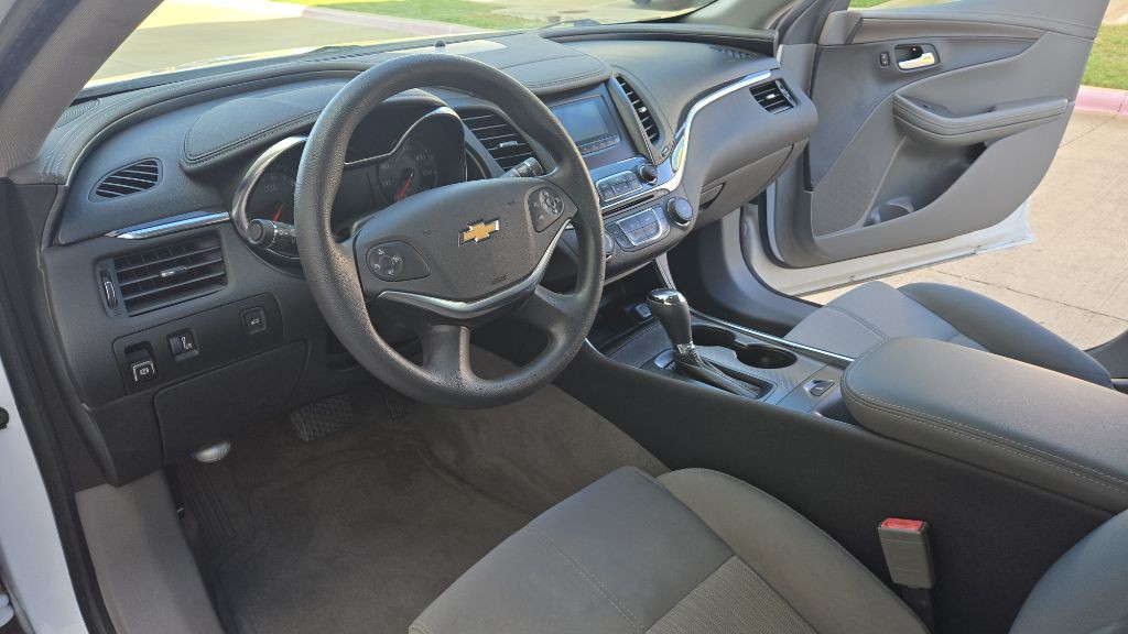 2015 Chevrolet Impala Image 28
