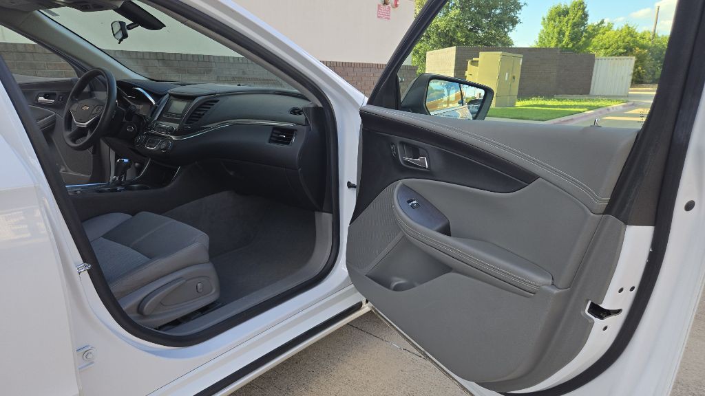 2015 Chevrolet Impala Image 40