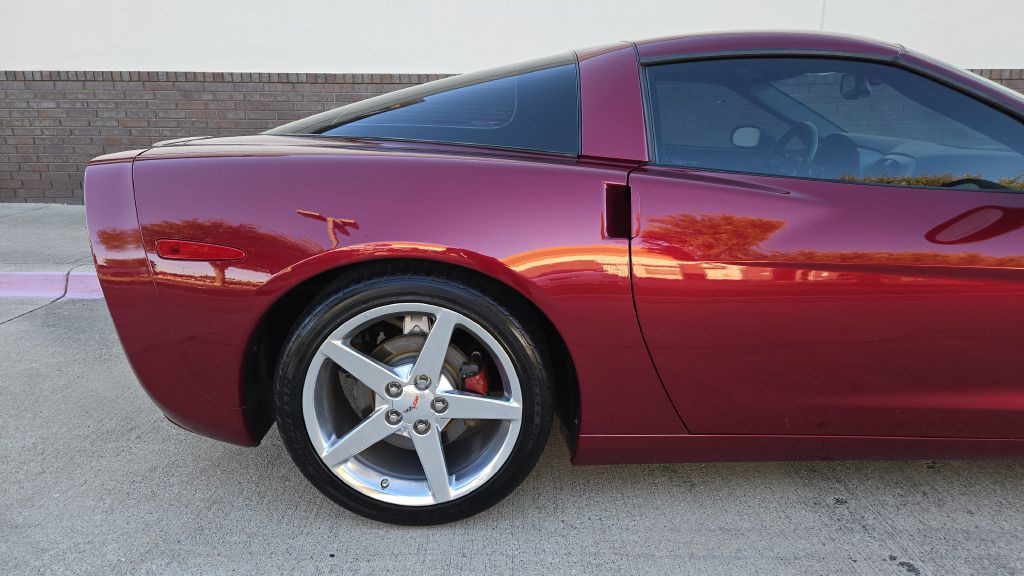 2006 Chevrolet Corvette Image 11