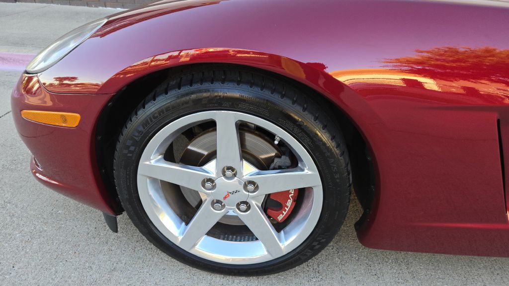 2006 Chevrolet Corvette Image 24