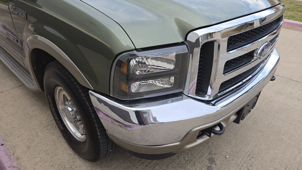 2000 Ford Excursion Image 12