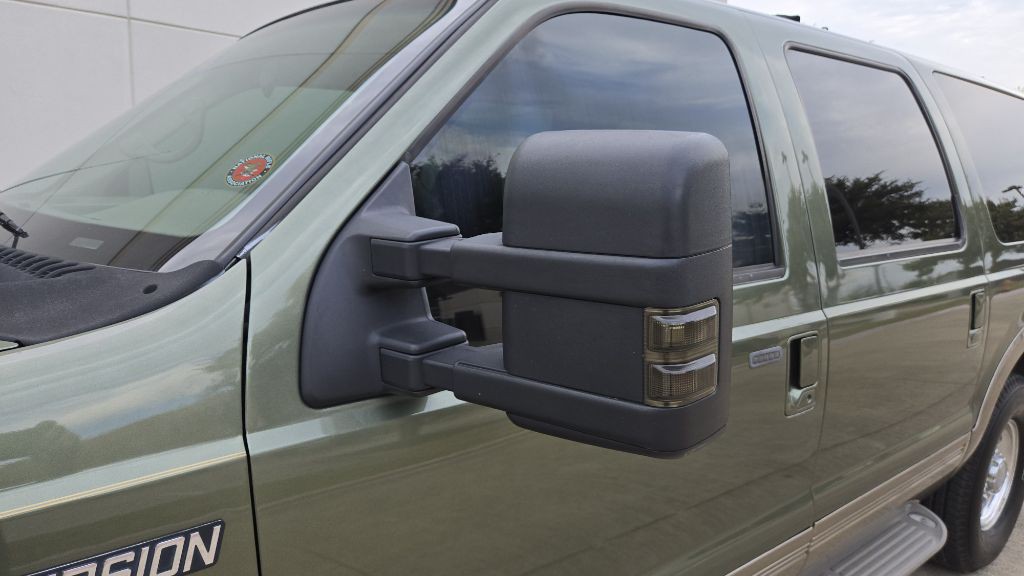 2000 Ford Excursion Image 19