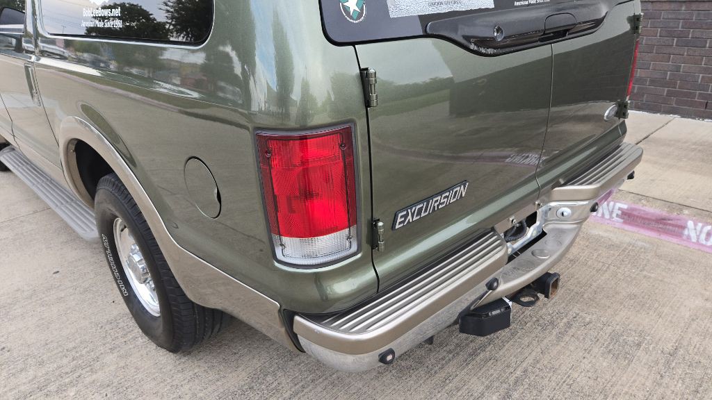 2000 Ford Excursion Image 22