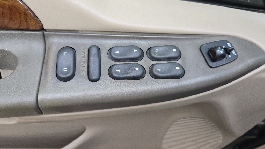 2000 Ford Excursion Image 31