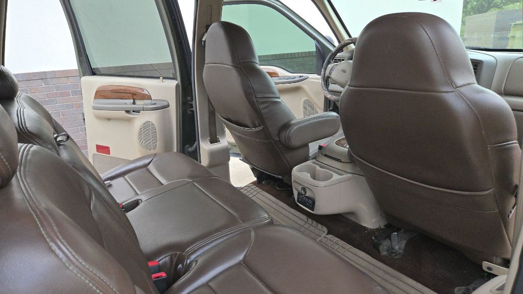 2000 Ford Excursion Image 60