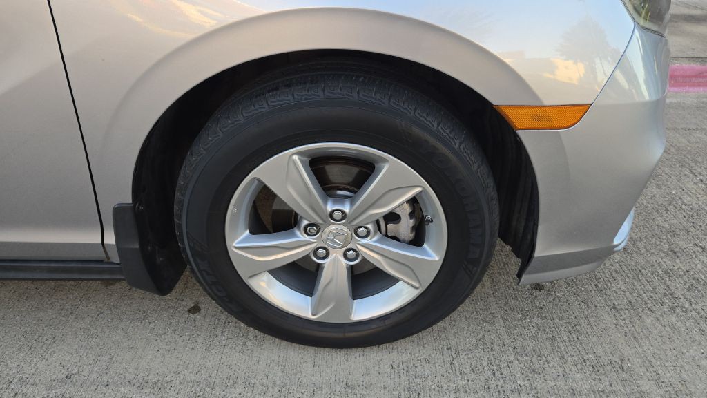 2018 Honda Odyssey Image 12