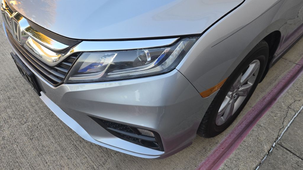 2018 Honda Odyssey Image 16