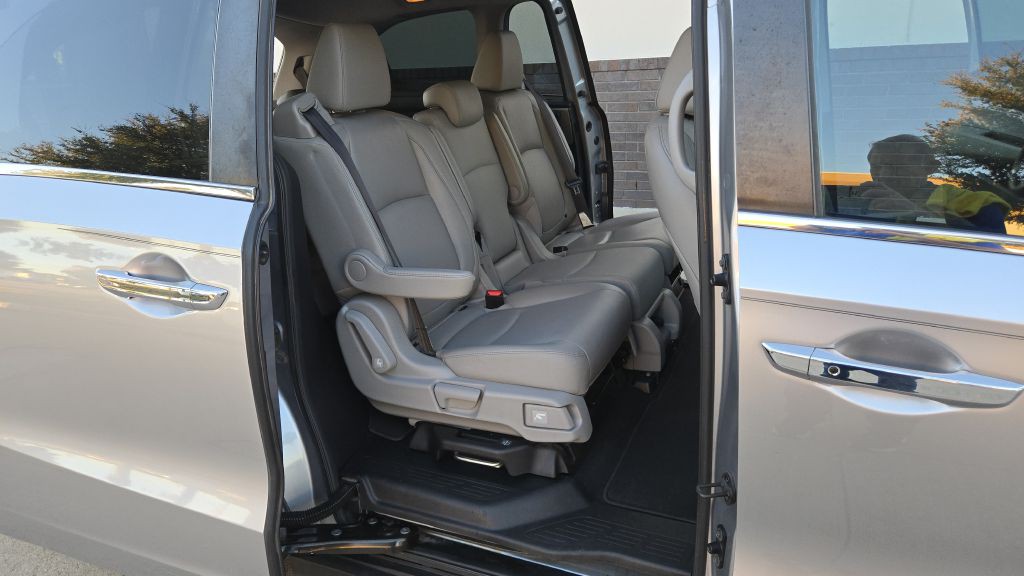 2018 Honda Odyssey Image 65