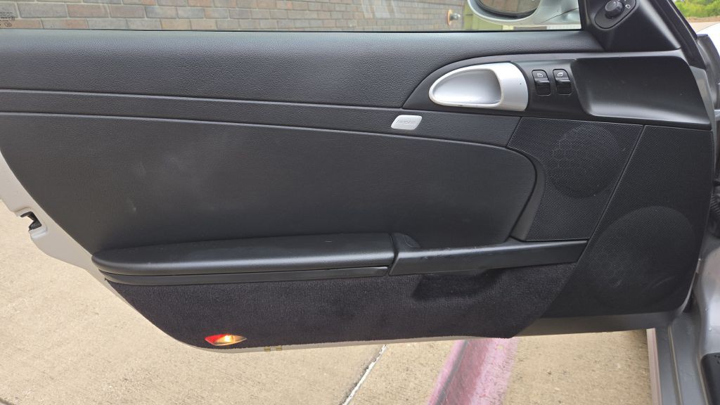 2007 Porsche Cayman Image 25