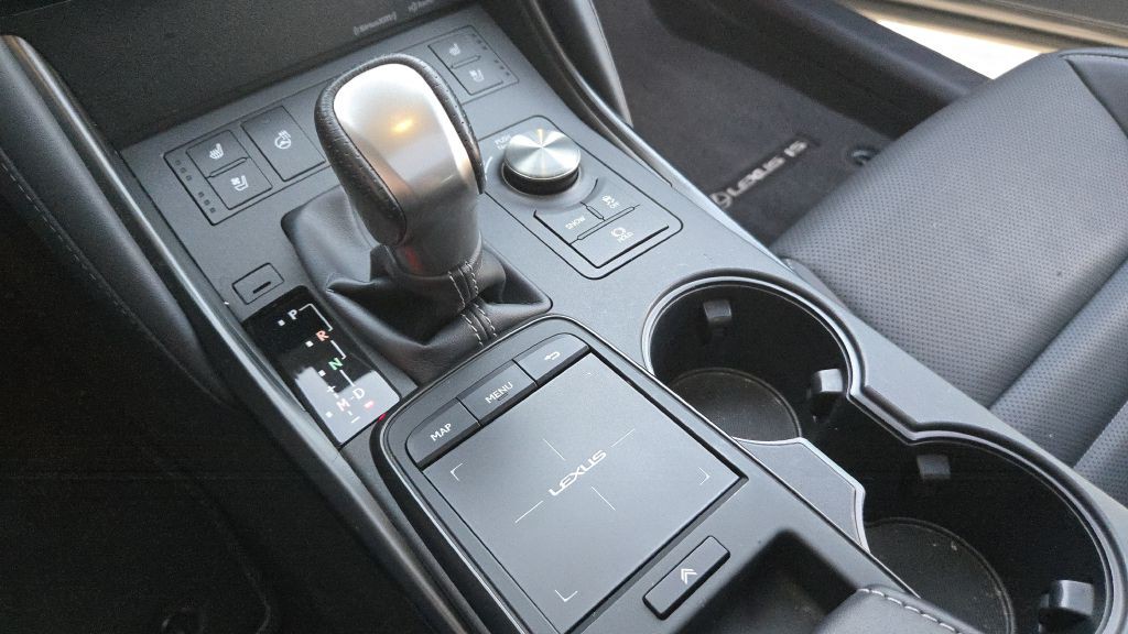 2023 Lexus IS Image 49