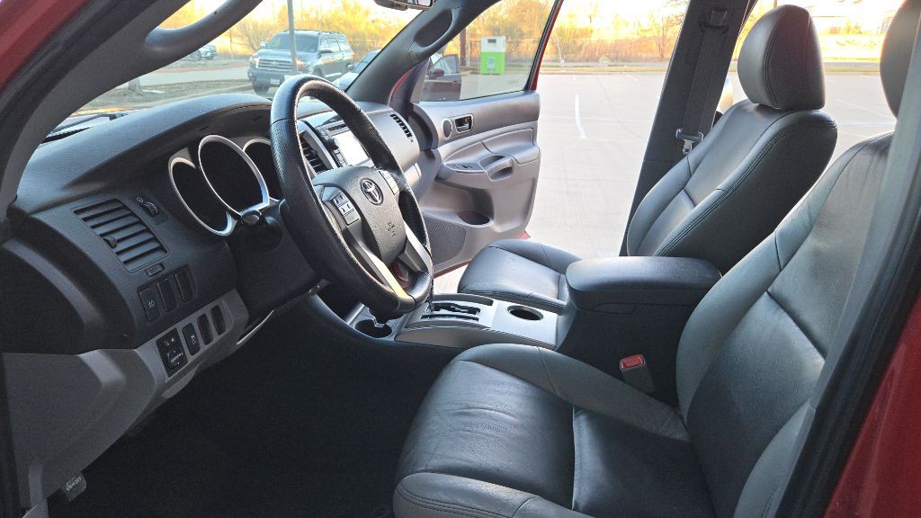 2013 Toyota Tacoma Image 28