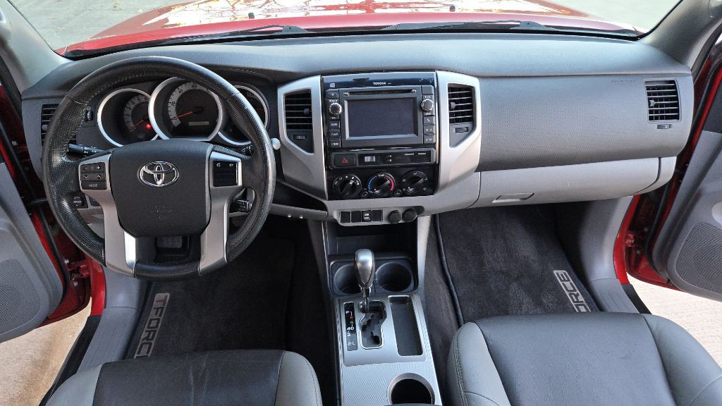 2013 Toyota Tacoma Image 37