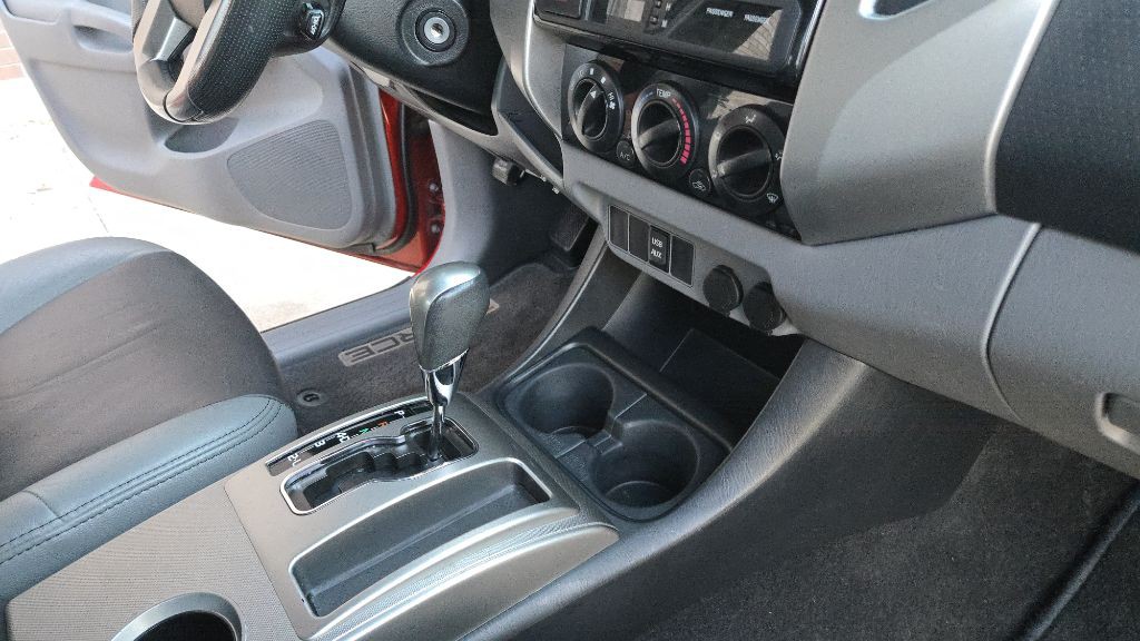 2013 Toyota Tacoma Image 53